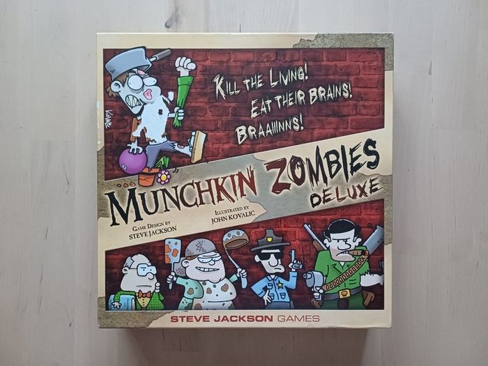 Munchkin Zombies Deluxe Board Game (Fantasy Horror Steve Jackson Games 2011)
