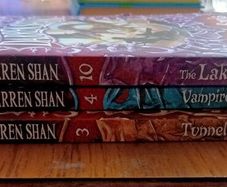 Darren Shaw signed books