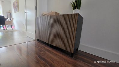Shoe cabinet
