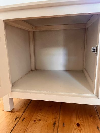 Cabinet - TV Unit