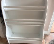 bookshelf