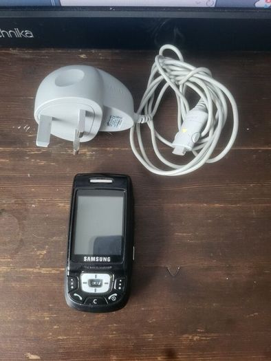 samsung d500