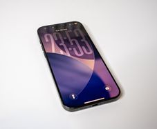 iPhone 16 Pro Max - 1TB - in Black Titanium
