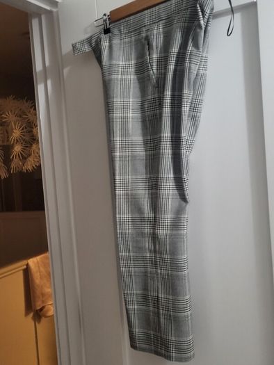 ankle grazer check trousers