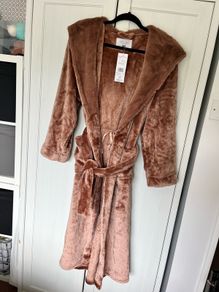robe - size M