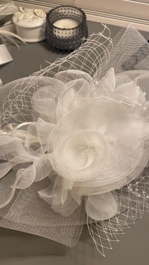 White Fascinator