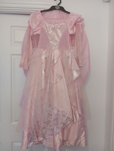 Halloween costume princess age 9-10