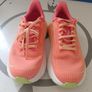 Hoka Arahi 7 Coral Image 3