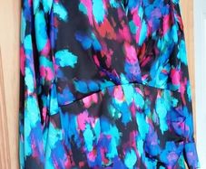 dress gallery size 14 elasticated waist at back. Wrap style  that doesnt open