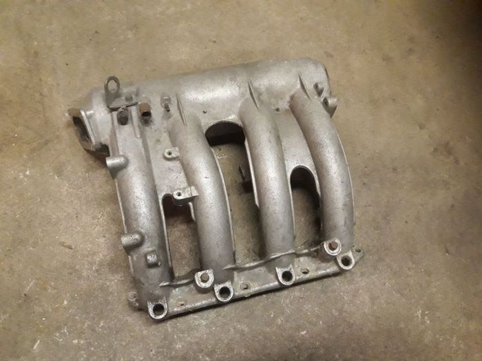 Peugeot mi16 Manifold