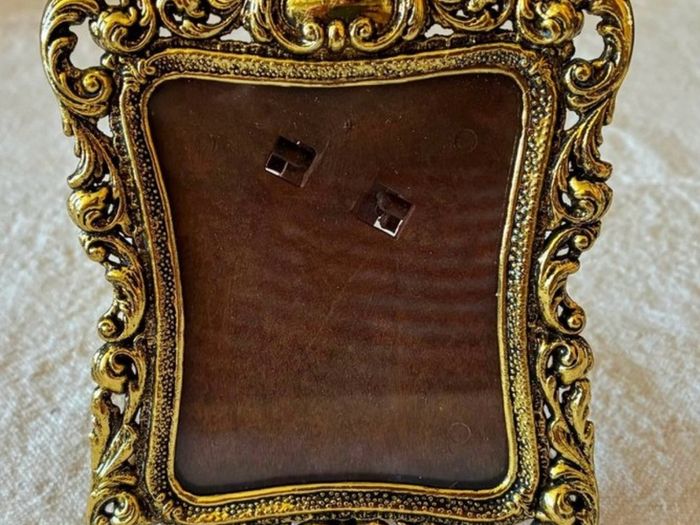 Set of 5 Vintage Ornate Gold Photo Frames