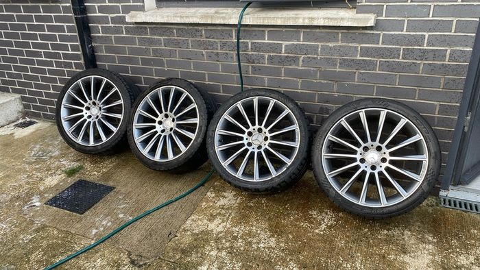 19 inch Mercedes alloys
