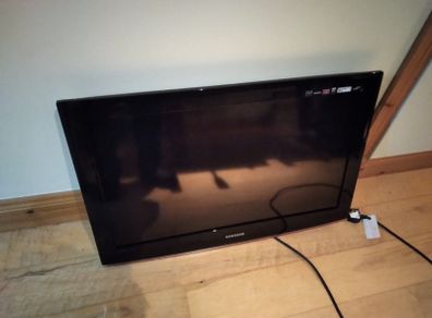 32" Samsung TV