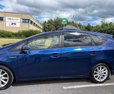 Toyota Prius Alpha 2014 7-Seater Automatic // 2key