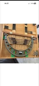 Mitutoyo 300mm-400mm outside micrometer