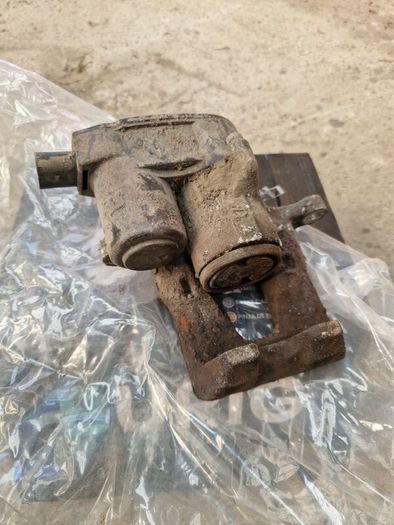 Hyundai i40, kia optima l/h rear caliper