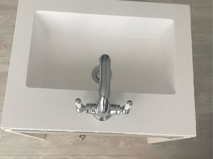 Lucca 500 Matt White Wall Hung Vanity Unit Complete with Basin & Taps
