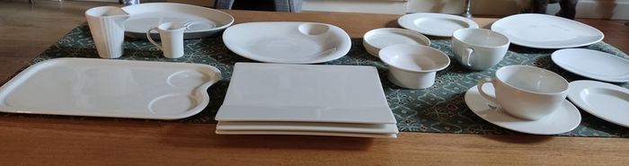 RAK Porcelain Restaurant/Hotel Quality Dinnerware 20 Pieces + Bag