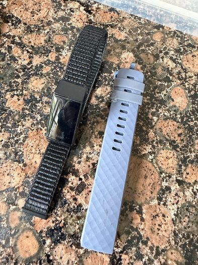 fitbit charge 4