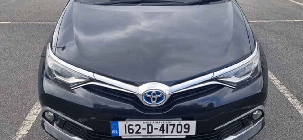 Toyota Auris 2016 1.8 Petrol Hybrid