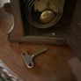 Vintage 1930s 1940s Wooden Mantel clock with key Image 5