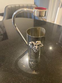 Newbridge Silverware wine holder