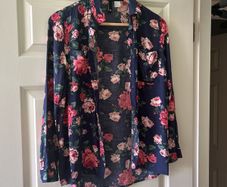 H&M flower blouse