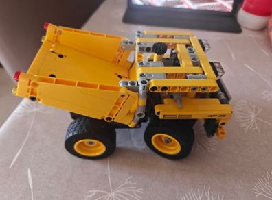 LEGO Technic 42035 Mining Truck - 100% Complete