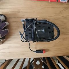 Tyre compressor