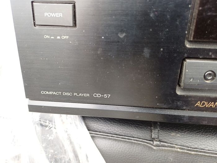akai cd player