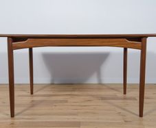 Vintage Kofod Larsen dining table