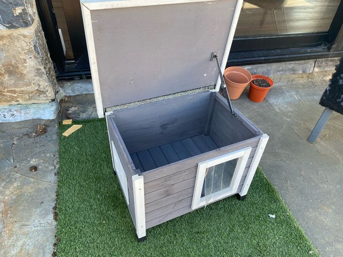 cat / small dog kennel