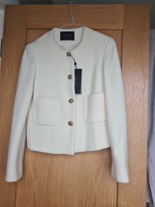 Massimo Dutti cream ladies short jacket  BNWT size XS