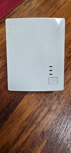TPLink Powerline ethernet adapters (pair)