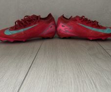 Nike football boots kids