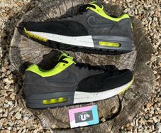 Premium Nike Air Max 1 Retro Split