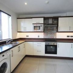 Fitted kitchen