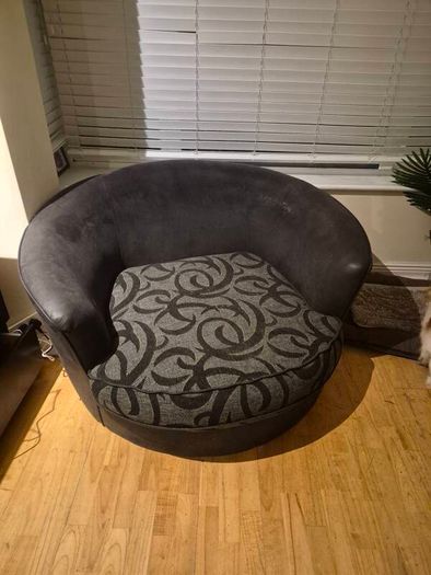 3 seater and chair