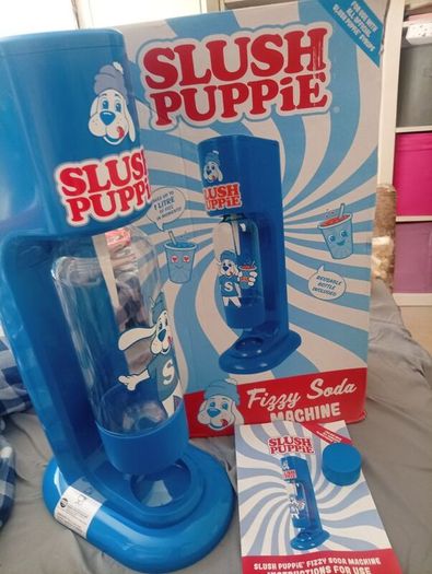 Slush puppie machine