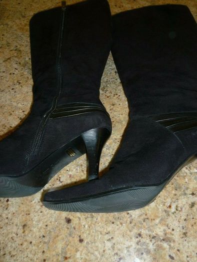 VAN DAL Black Boots Suede Leather Knee High Boots. Uk 6 Eu 39. Immaculate