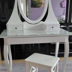 Dressing Table with mirror and chair