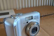 Nikon Coolpix P2 Digital Camera