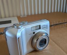 Nikon Coolpix P2 Digital Camera