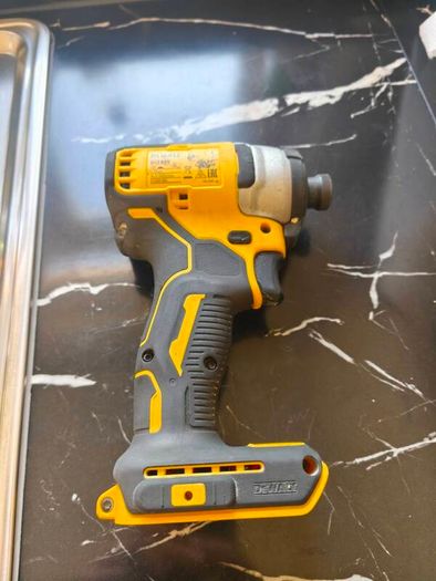 DeWalt