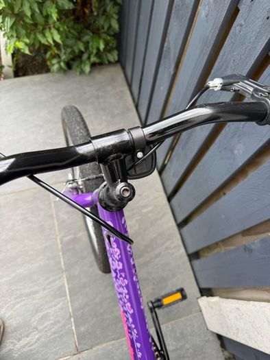 Apollo Envy Junior Girls Bicycle Age 6 to 11 years