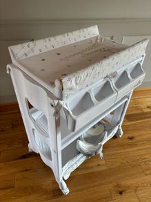 babylo changing table