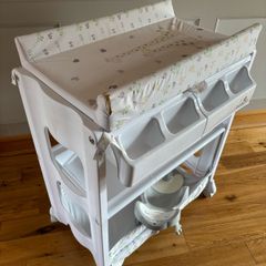 babylo changing table