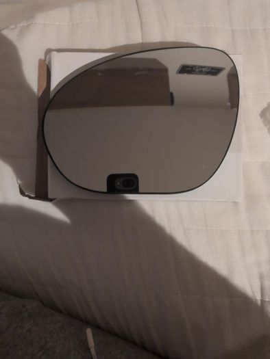 Nissan Juke (2010-2014) left mirror glass