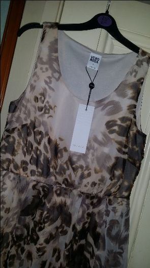 BNWT Vero Moda assymetrical Leopada dress size M UK10 EU38 Postage included
