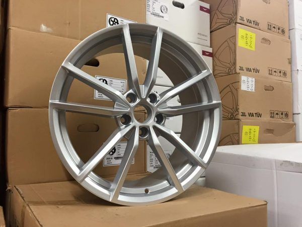 18 19" Inch Vw Golf Pretoria Style Wheels Vw Id3 Sirocco Skoda Audi A3 Caddy Seat Leon 5x112